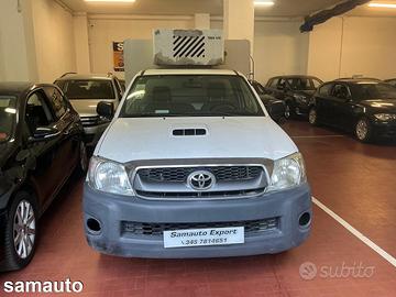 Toyota Hilux 2.4 D-4D 4WD 2porte Chissas & Cab Com