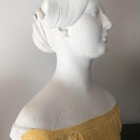 BUSTO DONNA CM. 52 STATUA IN GESSO 25KG .