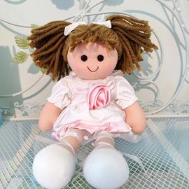 Bambola di stoffa con tutù e rosellina 