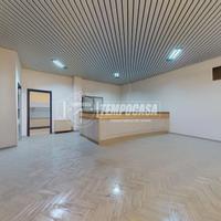 NOVITÀ! Appartamento USO UFFICIO, 3 locali, doppio