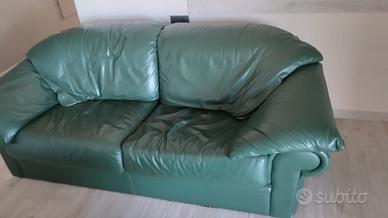 n° 2 divani in pelle