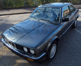 BMW e30 316 coupè