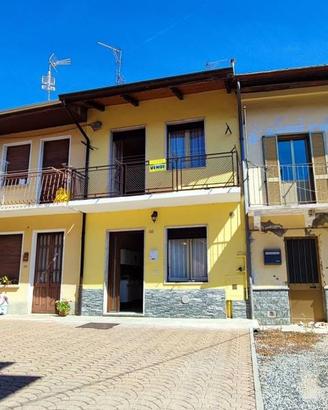 Casa indipendente di 60 m² con 2 locali e box auto