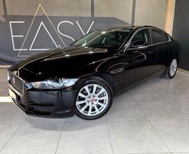 Jaguar XE 2.0 D 180 CV Prestige