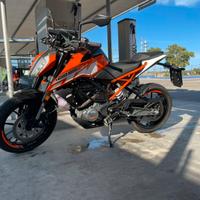 Ktm duke 125