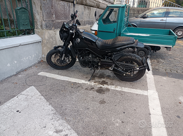Leoncino 500 Trail black Benelli