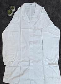 Elegante camice bianco da lavoro/laboratorio