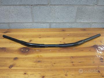 Manubrio aftermarket per moto custom