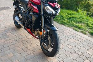 Triumph Street Triple RS 765 