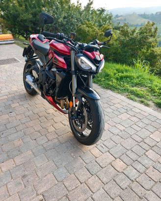Triumph Street Triple RS 765 