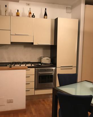 Arredamento soggiorno+cucina completo come nuovo!