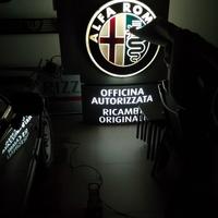 insegna luminosa Alfa Romeo 