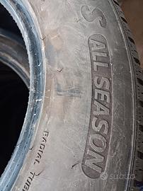 Gomme 255/60 R18