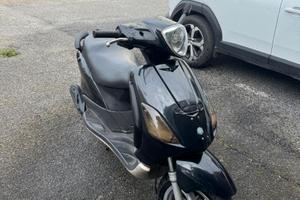 Piaggio Fly 4T