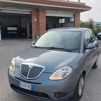 Lancia Ypsilon 1.3 MJT 90 CV Oro Giallo