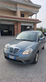 Lancia Ypsilon 1.3 MJT 90 CV Oro Giallo