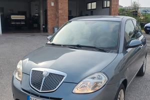 Lancia Ypsilon 1.3 MJT 90 CV Oro Giallo