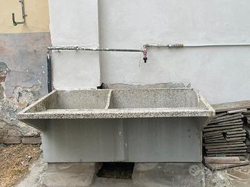 Lavatoio da giardino