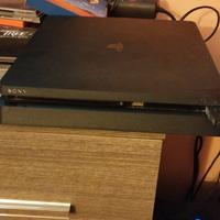 Play 4 con 2 controller, 6 giochi e scatola