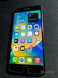 iPhone 8 plus Batteria 100%