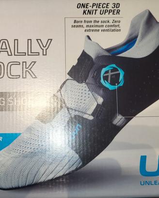 Scarpe ciclismo UYN 43 nuove