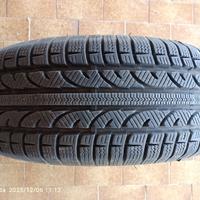 Treno di pneumatici invernali Avon 185/55 R15