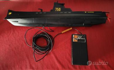 Giocattolo sottomarino