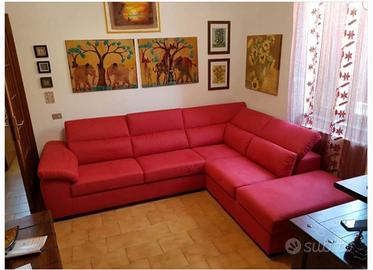 comodissimo divano angolare poltrone e sofà  