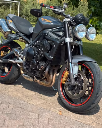 Street Triple 675 R A2
