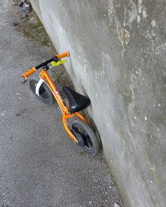 Bicicletta senza pedali Decathlon