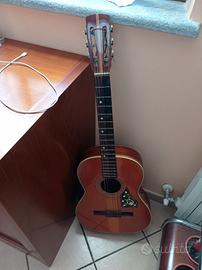 chitarra acustica anni 60