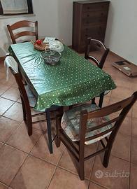 tavolo legno con 6 sedie