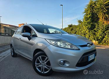 FORD FIESTA TITANIUM 1.4 DIESEL PERFETTA E FULL