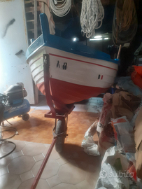 Lancia in vetroresina