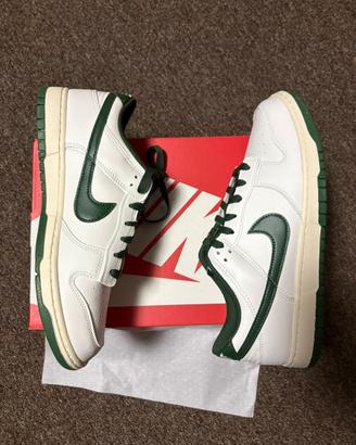 Nike Dunk low