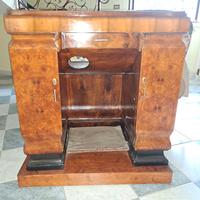 Macchina per cucire antica