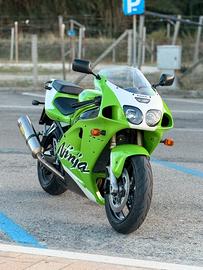 Kawasaki Ninja Zx7r