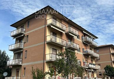 Appartamento di 100 mq con garage, vista Lago