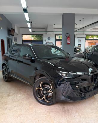 Alfa Romeo Junior 1.2 145 CV Hybrid eDCT6 Q4 Inten