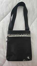 Borsa a Tracolla Calvin Klein Jeans - Modello Flat