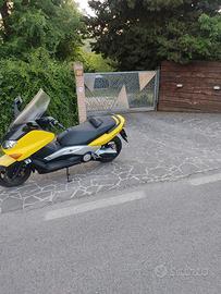 Yamaha T Max