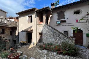 2 LOCALI A COTTANELLO