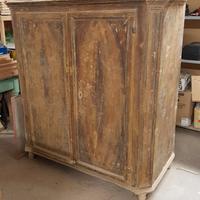 antica credenza dipinta marchigiana prima metà 700