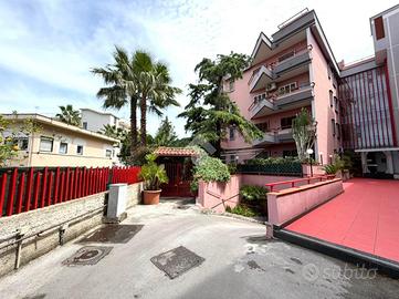 4 LOCALI A SCAFATI