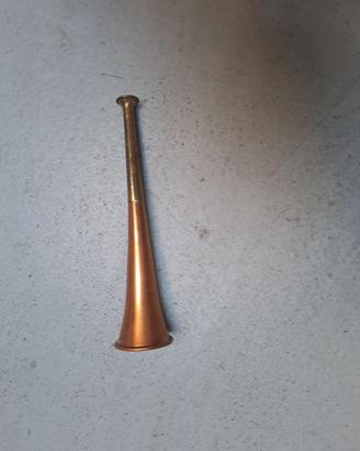 Corno da caccia decorativo in rame e ottone