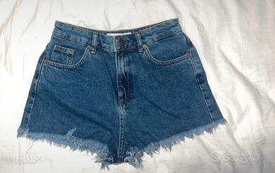 Jeans corto subdued