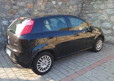 Fiat grande punto incidentata