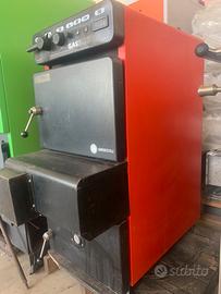 CALDAIA A LEGNA FIAMMA INVERSA MESCOLI da 35kw