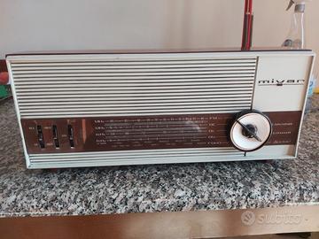 RADIO A VALVOLE MIVAR SAMAR CON FM  FUNZIONANTE 