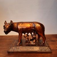 Lupa capitolina  in metallo